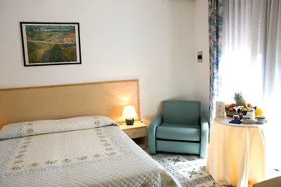 Hotel Poggio Ducale カターニア